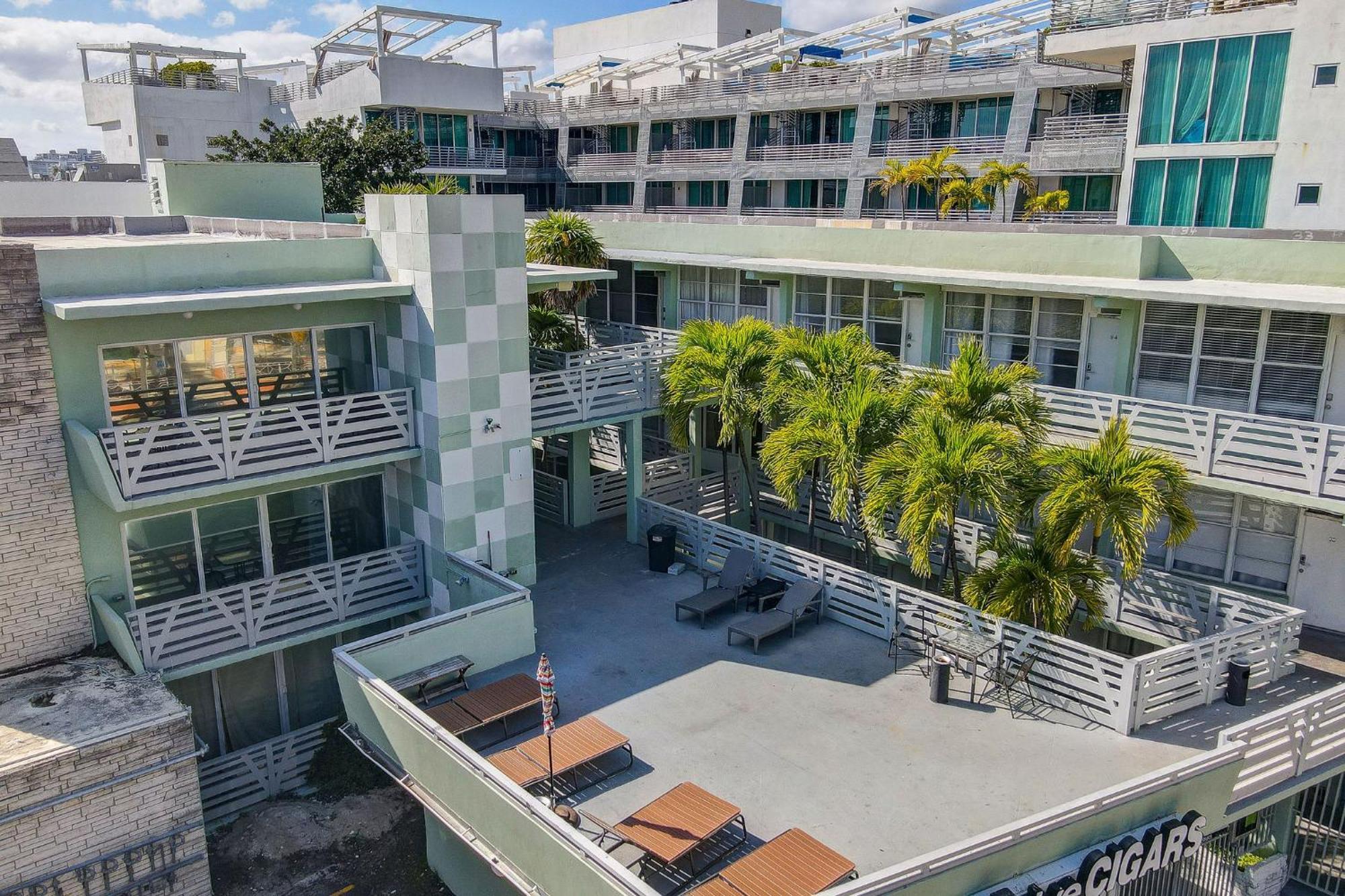 Deco Beachside Apt, W/2 Queen Beds, Washer/Dryer Miami Beach Kültér fotó
