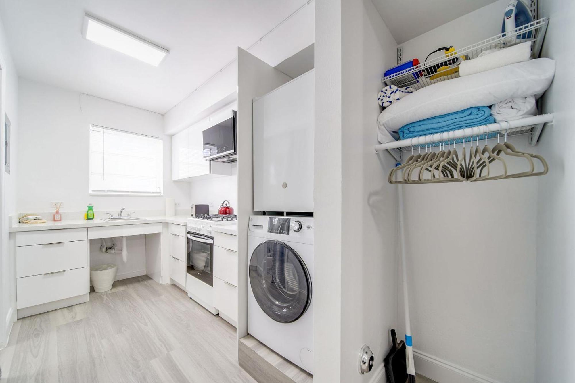 Deco Beachside Apt, W/2 Queen Beds, Washer/Dryer Miami Beach Kültér fotó